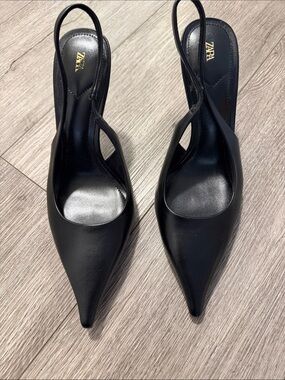 Zara Black Pointed Slingback Heels